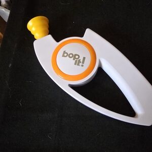 Bop It! Game with Yellow and White Design, Tested And Works Great!